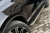 Volkswagen Touareg 2010–2018 Stranske stopnice BlackLine (2 kosa, aluminij) fotografija 4
