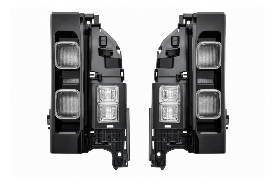 Land Rover Defender 2019– Zatemnjena zadnja luč Image