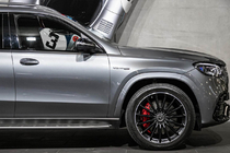 Mercedes GLS X167 2019– Razširitve sprednjih blatnikov AMG GLS63 fotografija 1