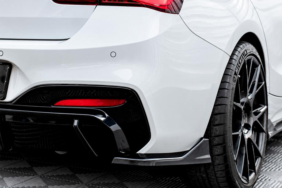 BMW serija 1 F20/F21 2011–2019 Zadnji FLAP dodatki DPT (za F20, črna visok sijaj) Image