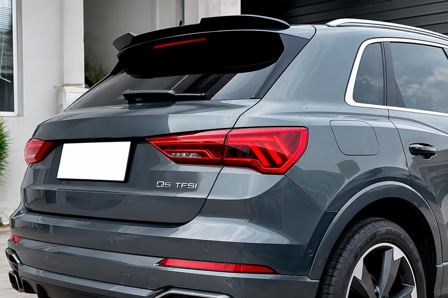 Audi Q3 2019–2025 DPT spojler (črna visok sijaj) Image