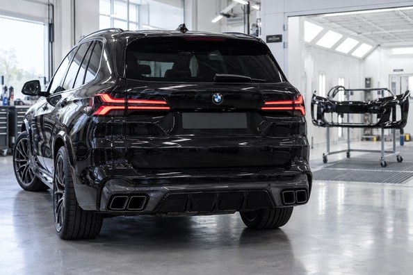 BMW X5 G05: body kit v slogu LCI facelift – kaj vgraditi in koliko stane