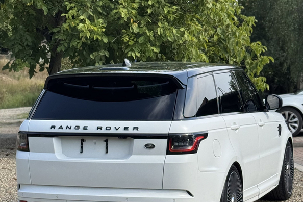 Range Rover Sport L494 2018–2022: vgradnja SVR body kita – naši projekti Fotografija 13