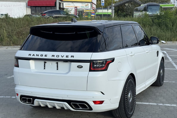 Range Rover Sport L494 2018–2022: vgradnja SVR body kita – naši projekti Fotografija 8