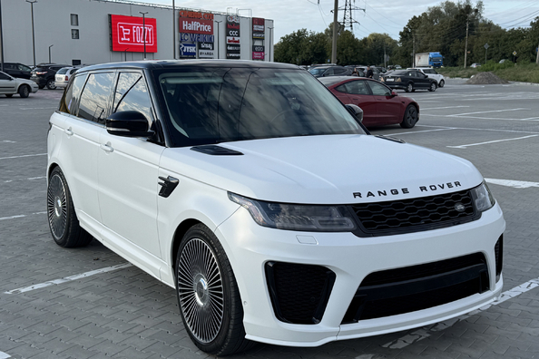 Range Rover Sport L494 2018–2022: vgradnja SVR body kita – naši projekti Fotografija 4