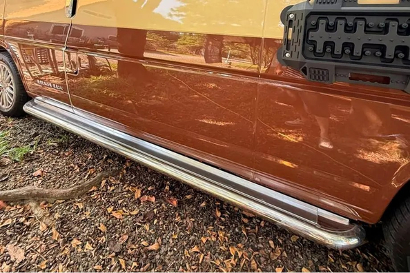 Volkswagen T4 za kampiranje in brezpotja: montaža sprednje zaščite, bočnih pragov in zadnjih vogalov Fotografija 13