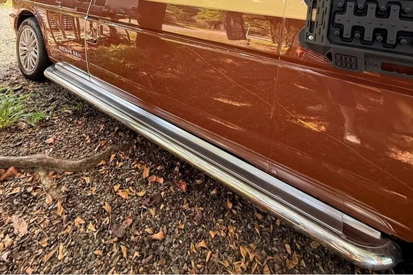 Volkswagen T4 za kampiranje in brezpotja: montaža sprednje zaščite, bočnih pragov in zadnjih vogalov Fotografija 14