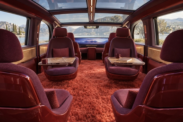Renault E-Space Concept: električni enoprostorec kot poklon Espace 1984 – kaj so pokazali v Parizu