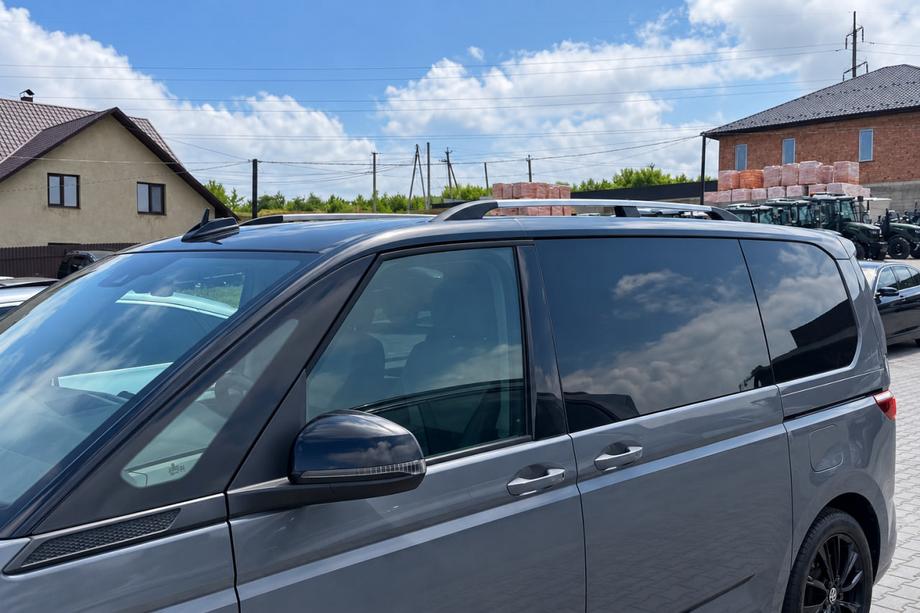 Volkswagen T7 2021– Kromirane strešne sani Fotografija 4