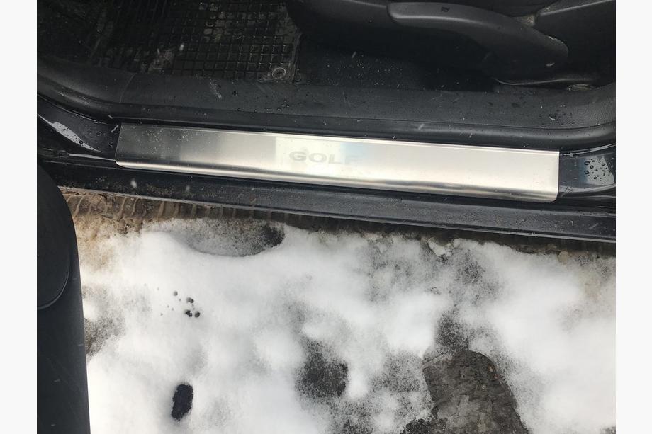 Volkswagen Golf 4 1997–2006 Nerjaveče letve pragov Nataniko (4 kosi) Fotografija 5