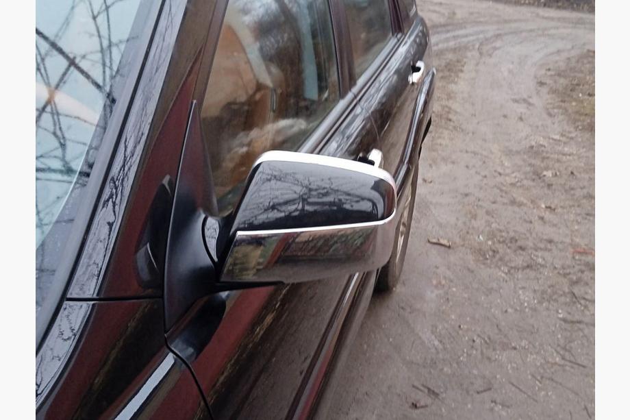 Kia Sportage 2004–2010 Okvirji ogledal in zgornji pokrov (plastika) Image