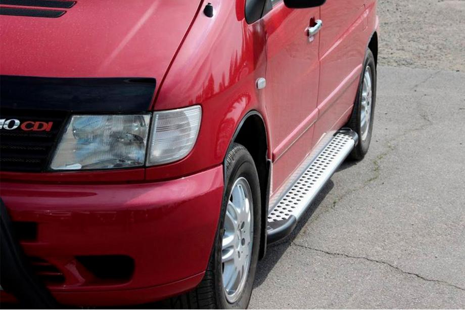 Mercedes Vito W638 1996–2003 Stranske stopnice Allmond Grey (2 kosa, aluminij) Fotografija 1