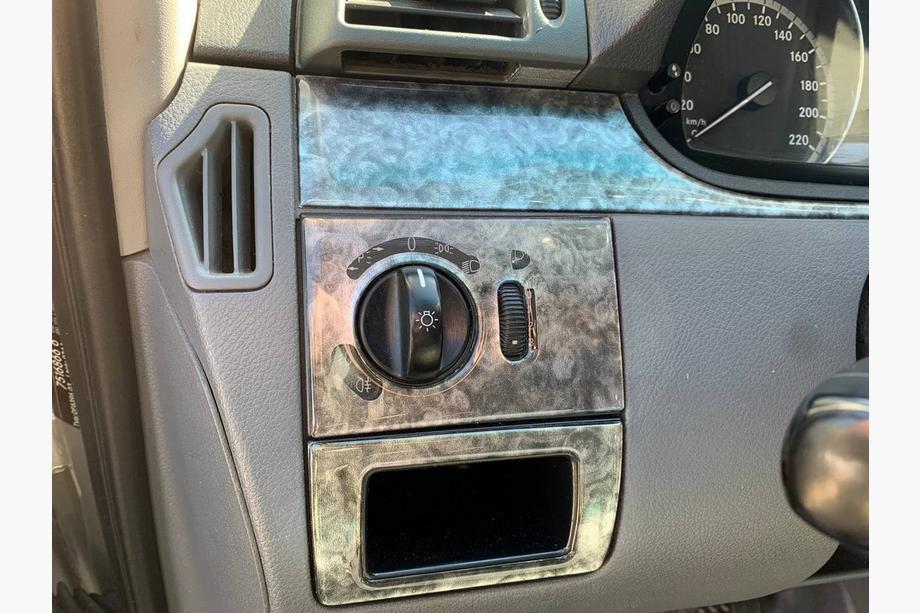 Mercedes Vito W639 2004–2014 Obloge armaturne plošče (Meric, komplet) Fotografija 15