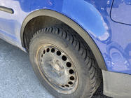 Volkswagen Caddy 2004–2010 Obrobe blatniških lokov (mat črna) fotografija 10