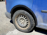 Volkswagen Caddy 2004–2010 Obrobe blatniških lokov (mat črna) fotografija 6