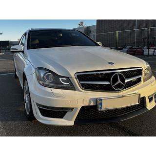 Komplet body kit S63 AMG fotografija 1