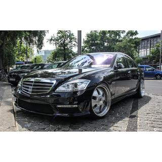Sprednji odbijač kompleten AMG S65