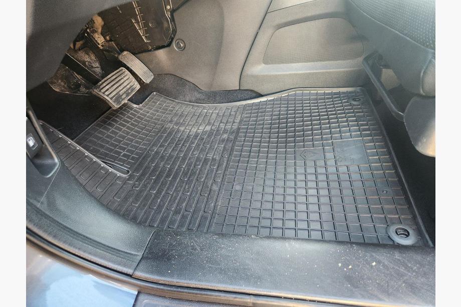 Honda CRV 2012–2016 Gumijasti tepihi za potniški prostor (4 kosi, Stingray Premium) Fotografija 2