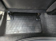 Nissan Qashqai 2010–2014 Gumijasti tepihi za potniški prostor (4 kosi, Stingray Premium) fotografija 4