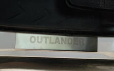 Mitsubishi Outlander 2006–2012 Zaščitne letve za pragove Carmos (4 kosi, nerjavno jeklo) fotografija 2