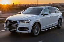 Audi Q7 2015–2026 Stranski pragovi Maydos V1 (2 kos, aluminij ↗ nerjaveče jeklo) fotografija 1