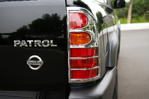 Nissan Patrol Y61 1997–2011 Pokrov zavornih luči (plastika) fotografija 1