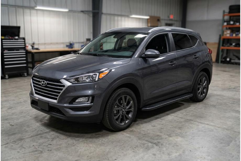 Hyundai Tucson TL 2016–2021 Bočne stopnice Bosphorus Black (2 kos, aluminij) Image