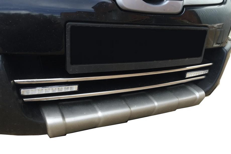 Nissan Qashqai 2007–2010 Letvice za spodnjo masko (2 kosa, nerjaveče jeklo) Carmos - turško nerjaveče jeklo Image