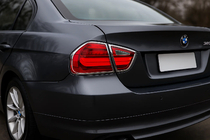 BMW serija 3 E90/E91 2005–2011 Pokrovi zavornih luči (2 kos, plastika) fotografija 1