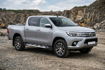 Toyota Hilux 2015– Bočni pragovi Sunrise (2 kos, aluminij) fotografija 1