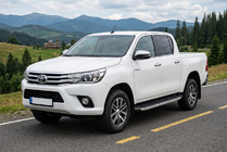 Toyota Hilux 2015– Stranski pragovi Fullmond (2 kosa, aluminij) fotografija 1