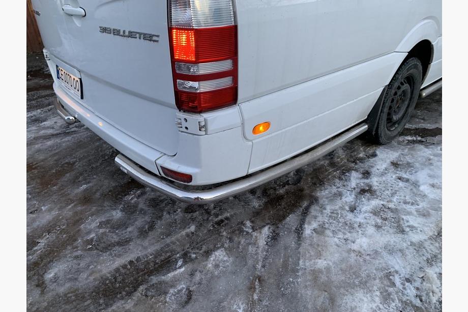 Mercedes Sprinter W906 2006–2018 Stranske cevi za zadnjim kolesom, kotne (2 kosa, nerjavno jeklo) Fotografija 10