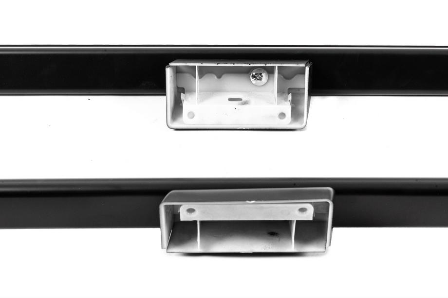 Toyota Land Cruiser 200 2007–2021 Strešni relingi – originalni dizajn Premium Black (2 kos) Fotografija 10