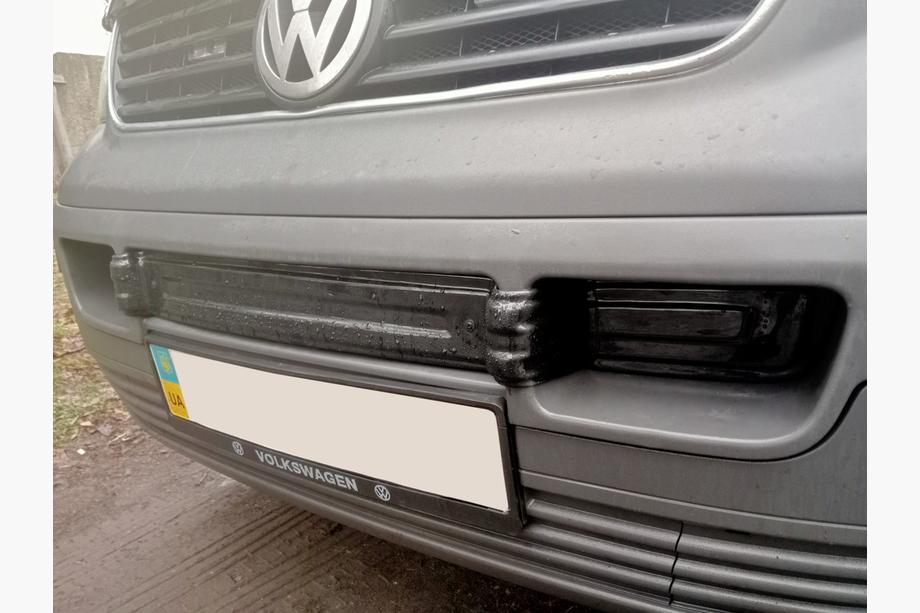 Volkswagen T5 Transporter 2003–2010 Spodnja obloga maske (polna) Image