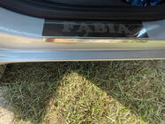 Skoda Fabia 2000–2007 Obloge pragov Carmos (4-delni komplet, inox) fotografija 2