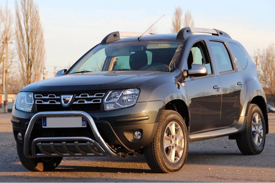 Dacia Duster 2008–2018 Prednji zaščitni lok WT002 (nerjavno jeklo) Fotografija 5