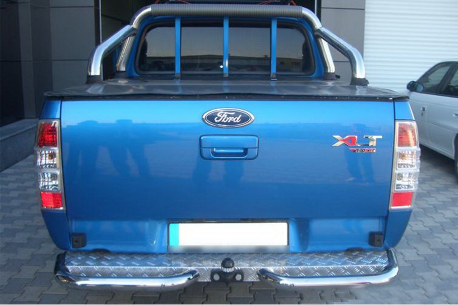 Ford Ranger 2007–2011 Zadnji vogali AK003 (2 kos, nerjaveče) Image