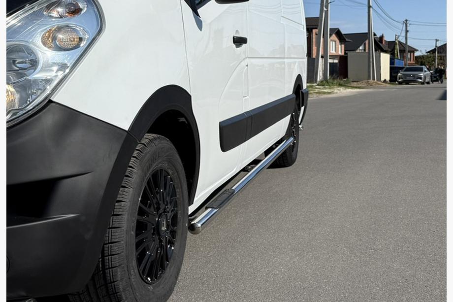 Renault Master 2011–2023 Bočne cevi BB002 (2 kosa, inox) Fotografija 3