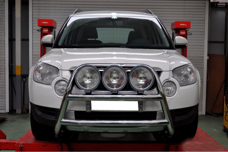 Skoda Yeti 2009–2017 Prednji zaščitni lok WT018 (inox) Fotografija 4