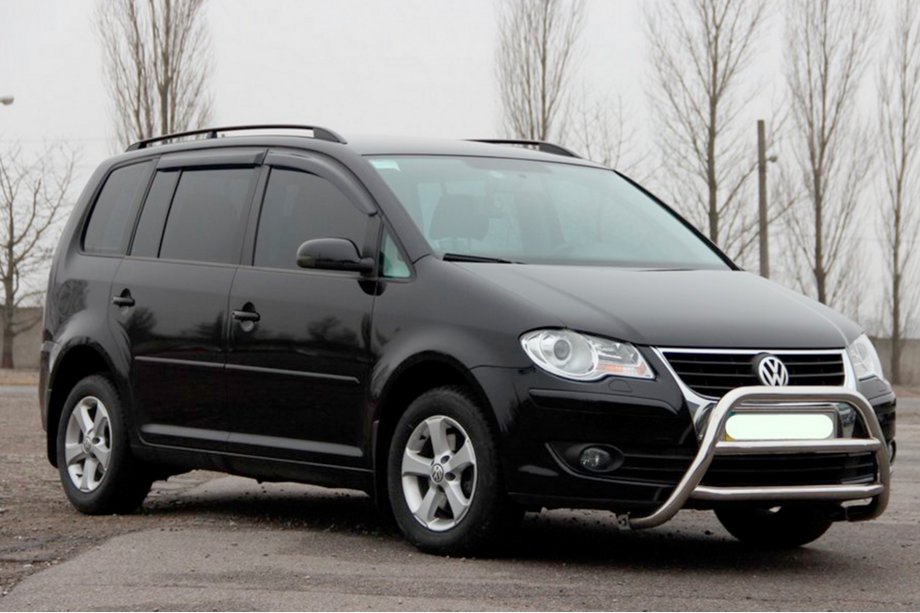 Volkswagen Touran 2003–2010 Prednji zaščitni lok WT022 (nerjavno jeklo) Fotografija 1