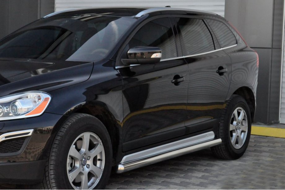 Volvo XC60 2009–2017 Stranske cevi BB004 (2 kosa, nerjaveče jeklo) Image