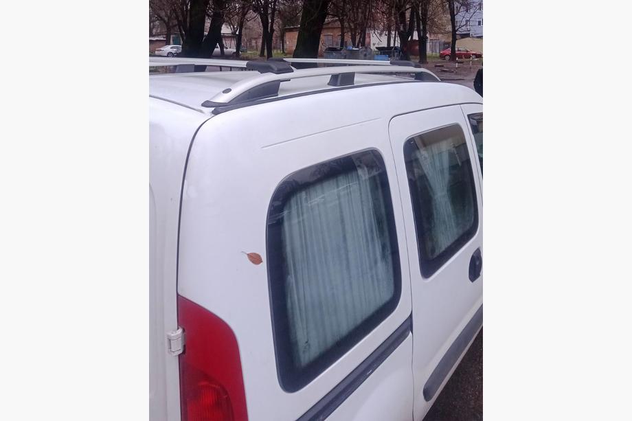 Renault Kangoo 1998–2008 Strešne vzdolžne letve Skyport (mat siva) Image