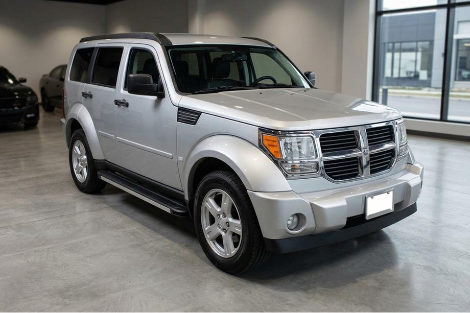 Dodge Nitro 2006–2011 Stranski pragovi Maya V1 (2 kos, aluminij) Image