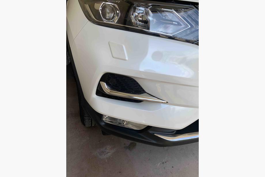Nissan Qashqai 2014–2021 Okrasni pokrovi meglenk (2017↗, nerjavno jeklo) Carmos - turško nerjaveče jeklo Image