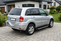 Toyota Rav 4 2001–2005 Stranski pragovi Maya V1 (2 kos, aluminij) fotografija 1