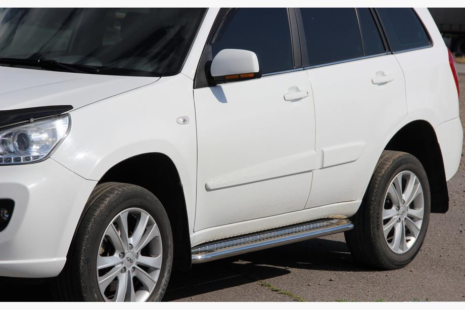 Chery Tiggo 1 2005–2016 Stranski pragovi Premium (2 kos, nerj.) Ø60 mm Image