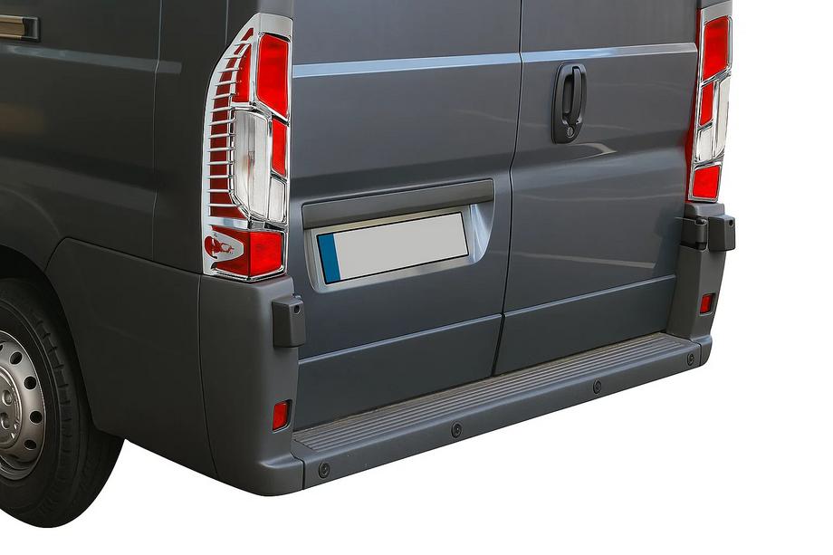 Fiat Ducato 2006–2025 Ukrivljeni pokrovi zavornih luči (2014+, 2 kos, plastika) Image