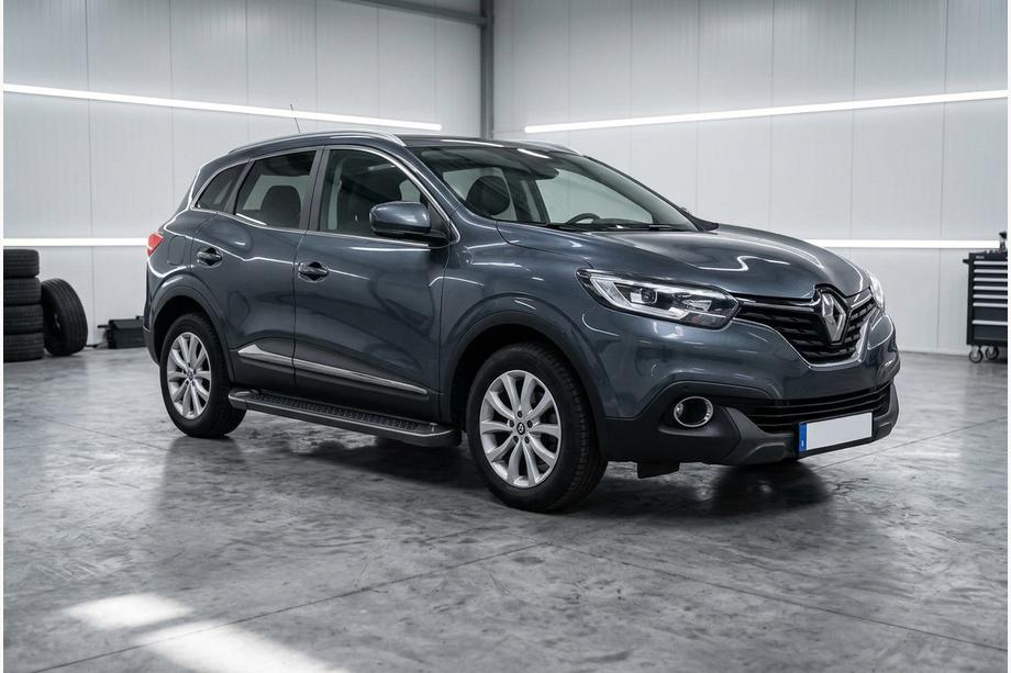 Renault Kadjar 2015–2022 Bočne stopnice Allmond Black (2 kos, aluminij) Image