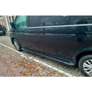 Bočne stopnice Allmond Black (2 kos, aluminij) Volkswagen T6 2015–2024 fotografija 4