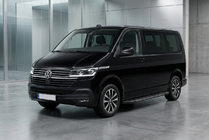 Volkswagen T6 2015–2024 Stranske stopnice RedLine Black (2 kosa, aluminij) Dolga medosna razdalja fotografija 1